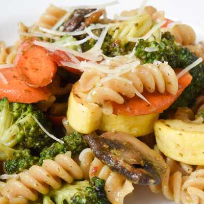 Whole Wheat Pasta with Pesto and Vegetables